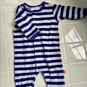 Magnificent Baby magnetic footie